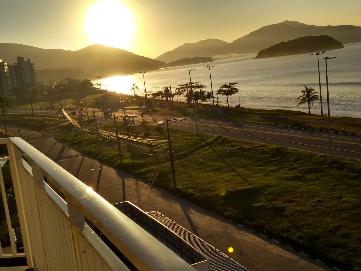 Caraguatatuba De Frente Para O Mar Extérieur photo