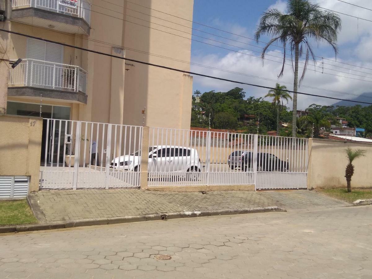 Caraguatatuba De Frente Para O Mar Extérieur photo