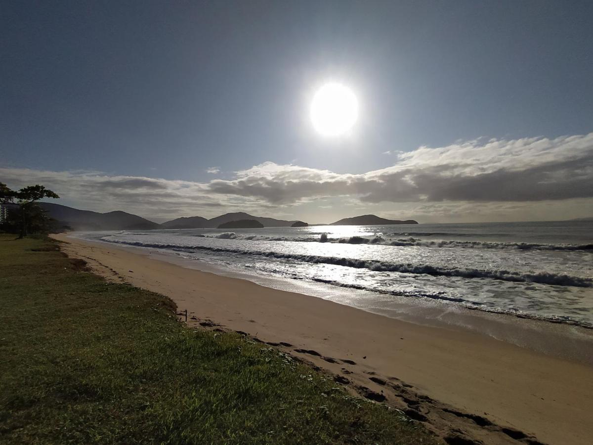 Caraguatatuba De Frente Para O Mar Extérieur photo